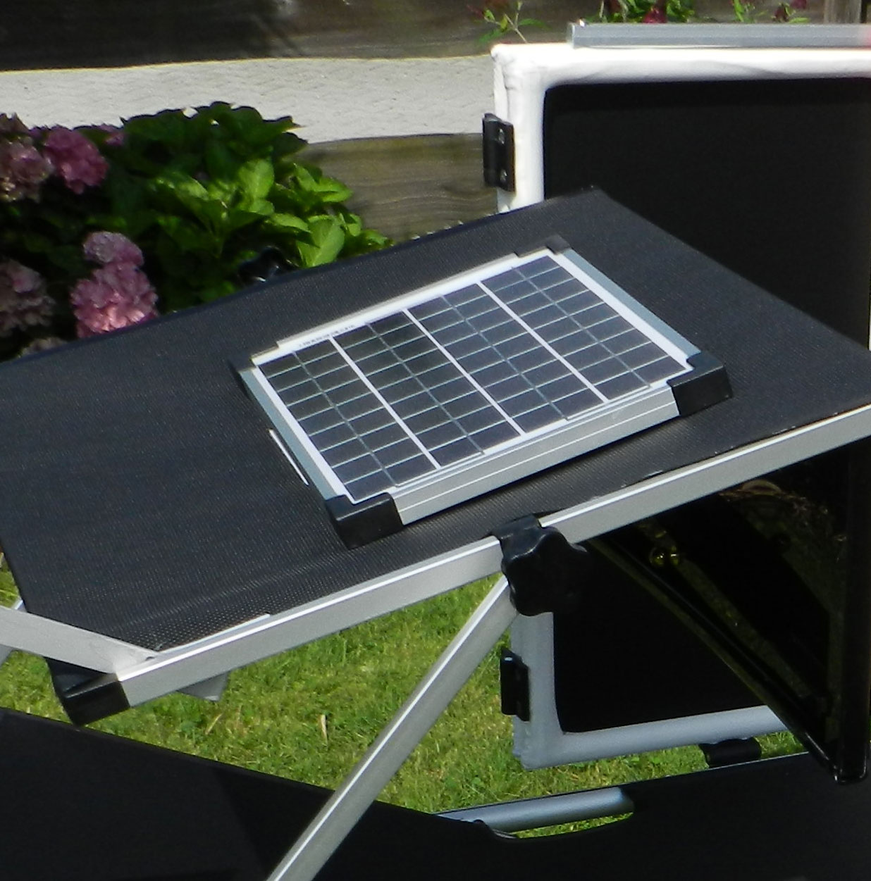 BEACHLOUNGER Elektrisierend
